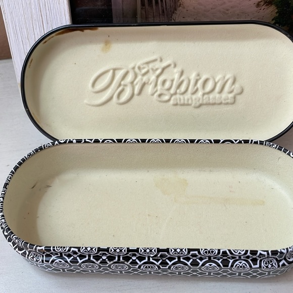 Brighton eyeglasses case metal - Picture 4 of 7